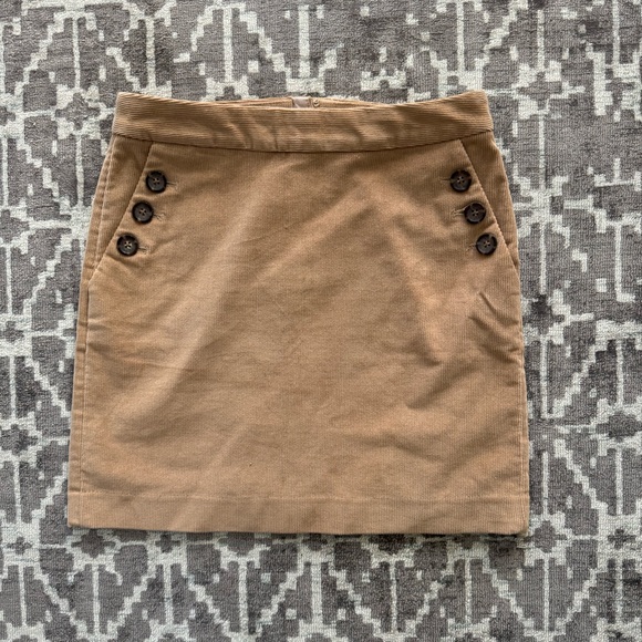 EUC 2 Banana Republic Corduroy Mini Skirt Slit Pockets Tan Apricot Beige lined - Picture 1 of 13